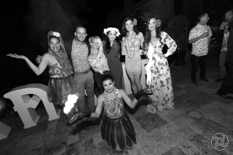Ali Horuz with friends at an evening event